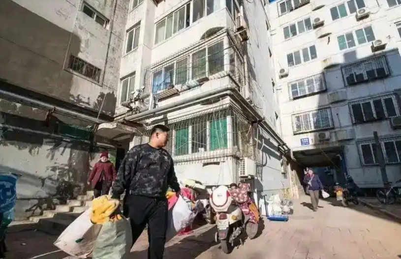 闲置衣物回收